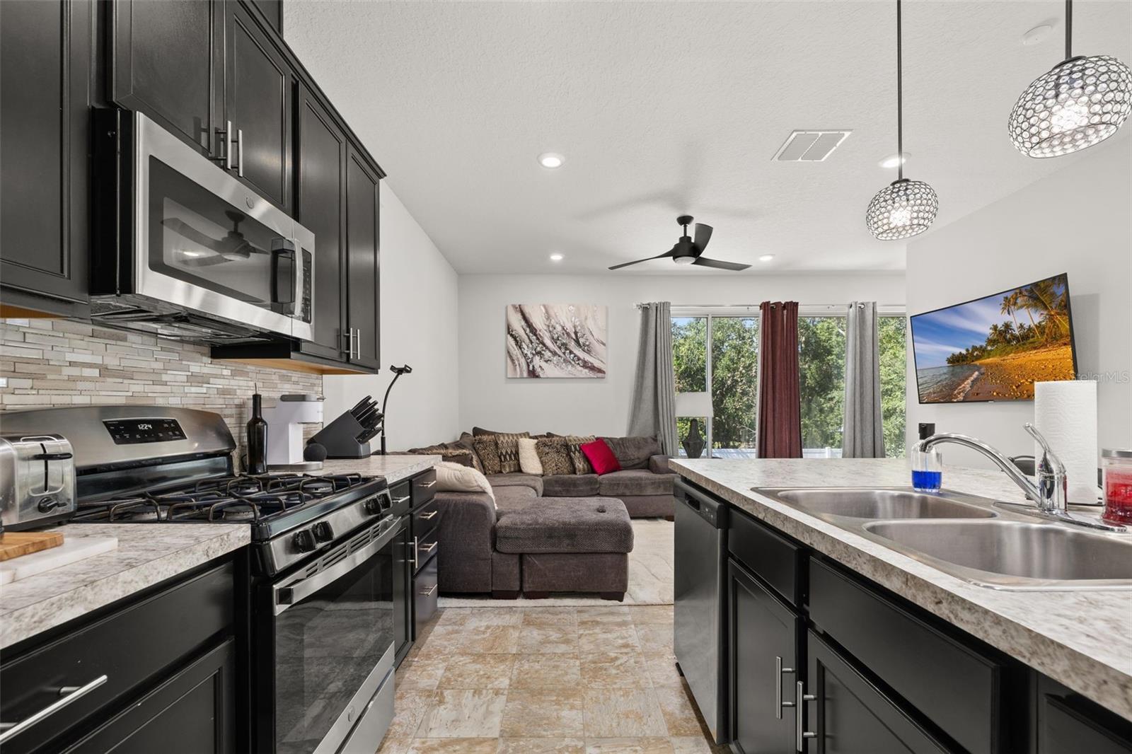 5240 MEADOW SONG DRIVE, Okahumpka, FL 34762