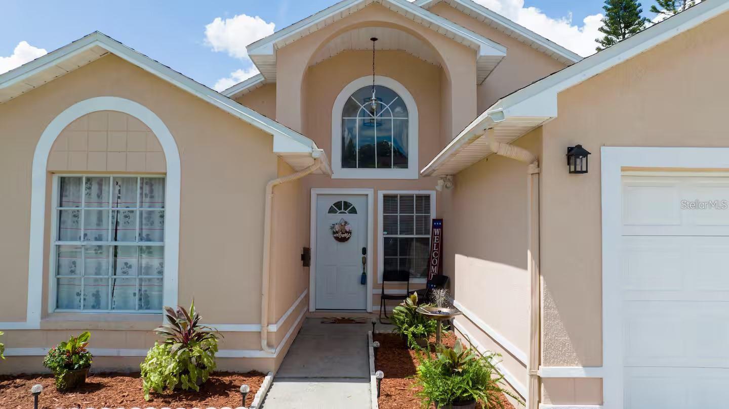 751 COUNTRY WOODS CIRCLE, Kissimmee, FL 34744