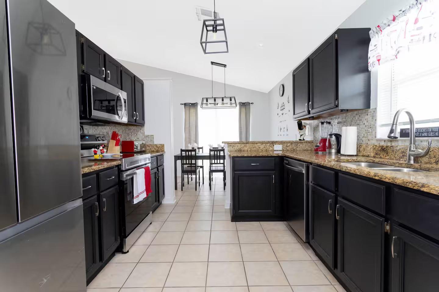 751 COUNTRY WOODS CIRCLE, Kissimmee, FL 34744
