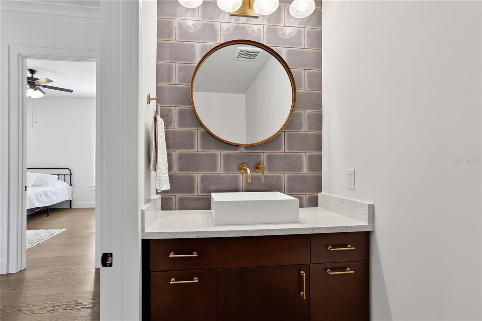 Powder Bath