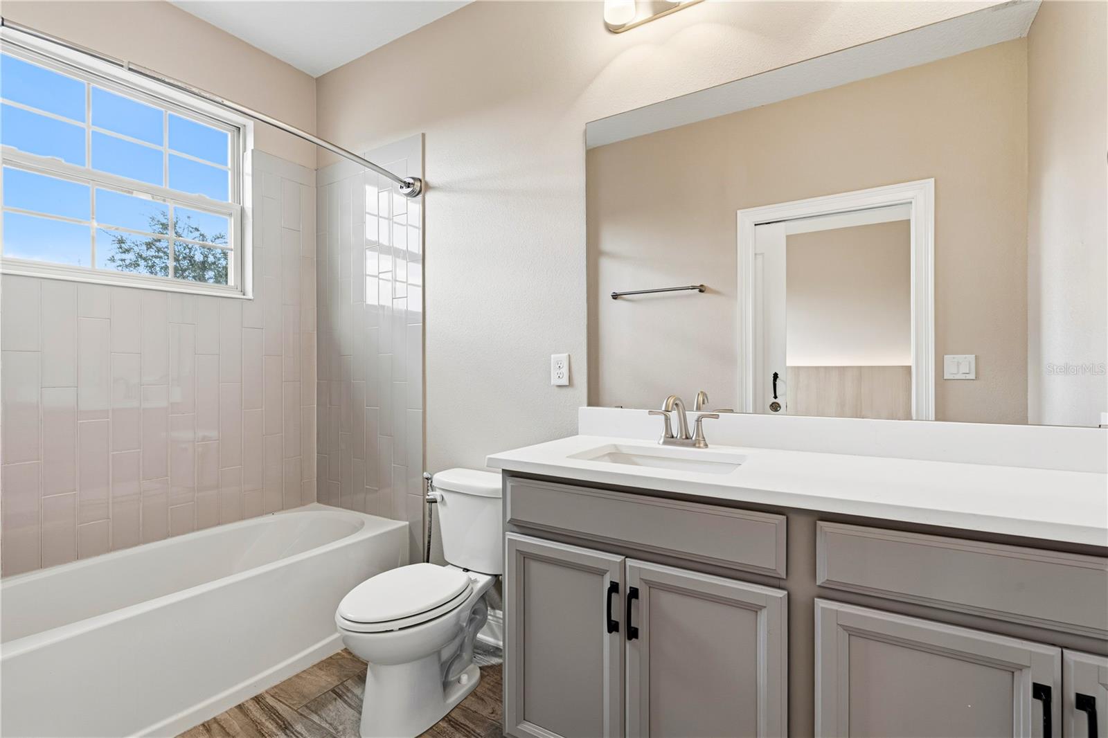 10431 SIDDINGTON DRIVE, Orlando, FL 32832