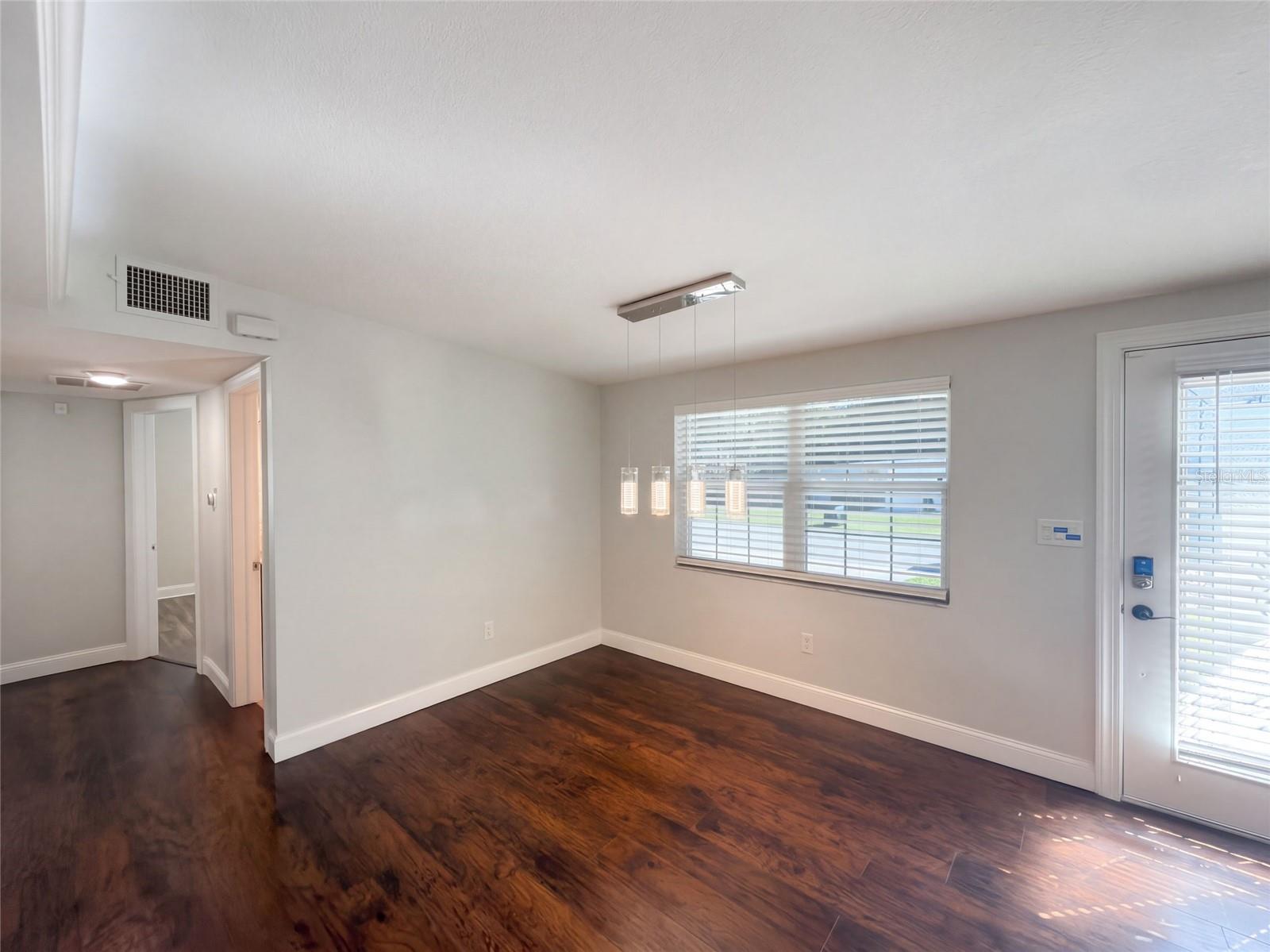 645 10TH PLACE, Safety Harbor, FL 34695