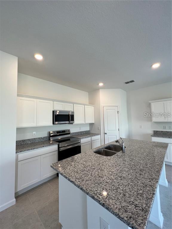 1822 SUNDANCE CHASE ROAD, Minneola, FL 34715 1822 SUNDANCE CHASE ROAD, Minneola, FL 34715