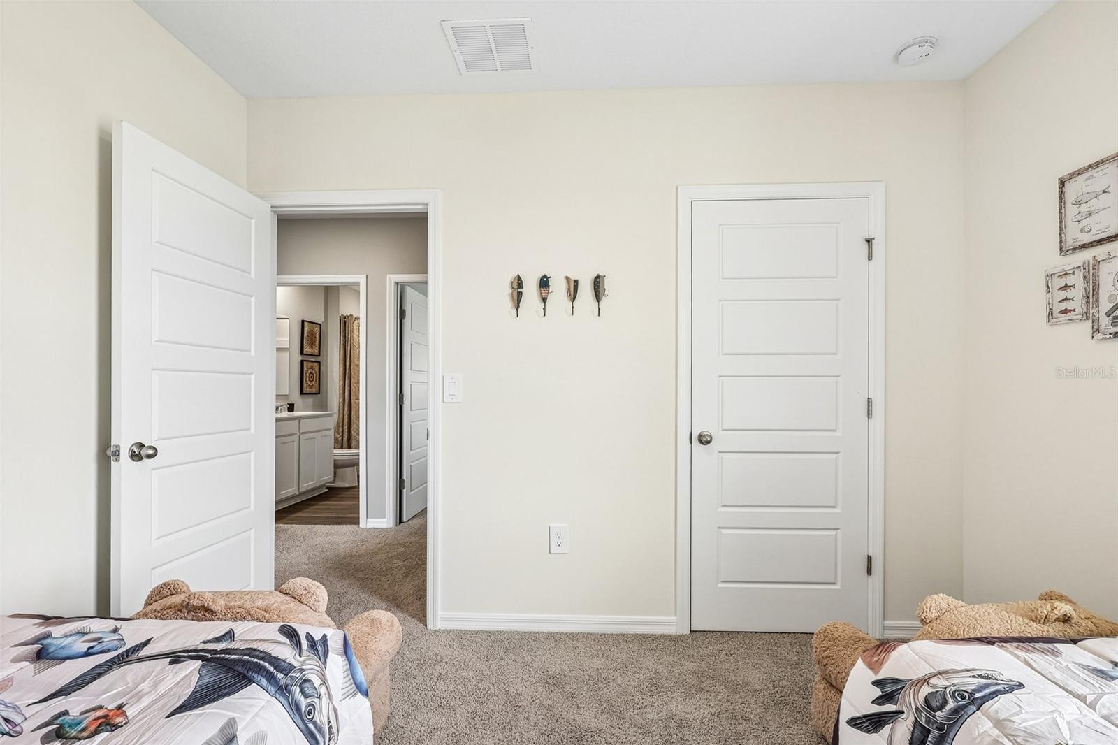 6160 CROCUS STREET, Lakeland, FL 33811