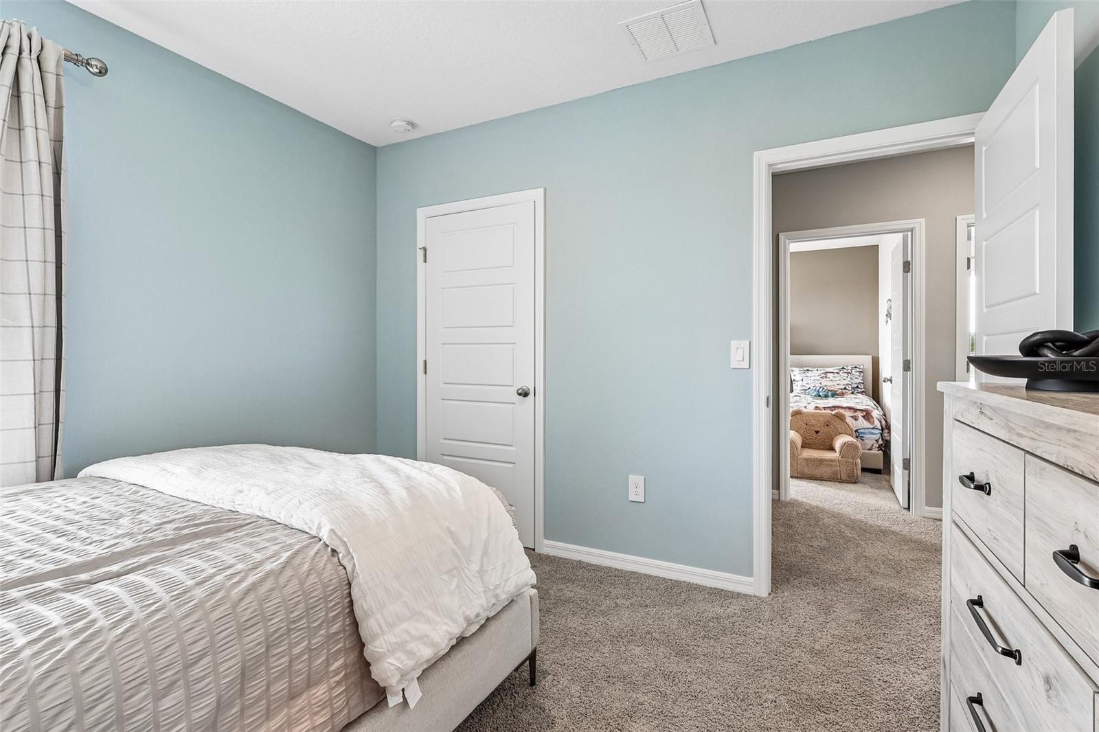 6160 CROCUS STREET, Lakeland, FL 33811