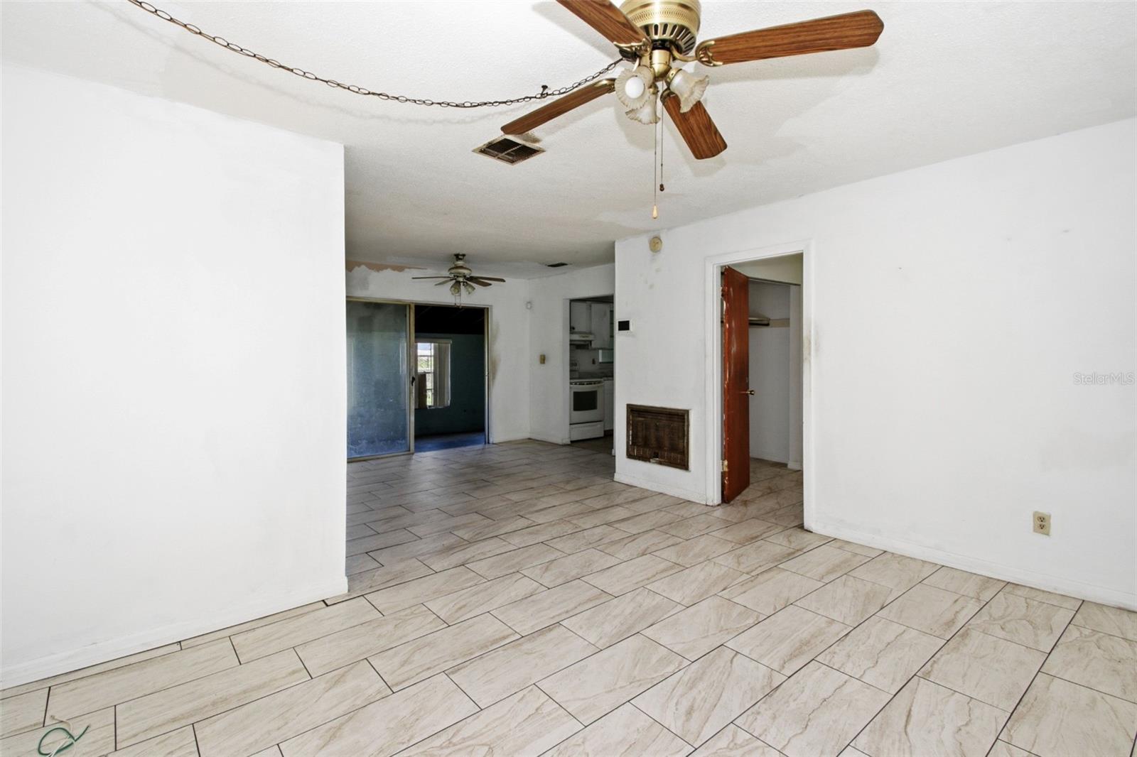 4205 SOLOMON DRIVE, Orlando, FL 32811