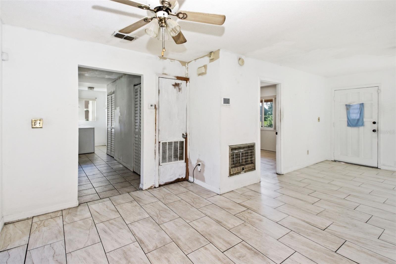 4205 SOLOMON DRIVE, Orlando, FL 32811