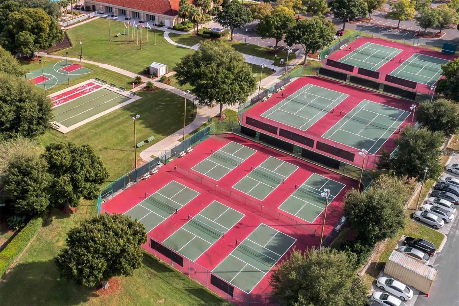 Tennis & Pickleball