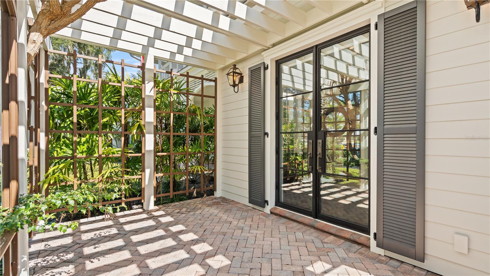 Primary Suite - Private Patio
