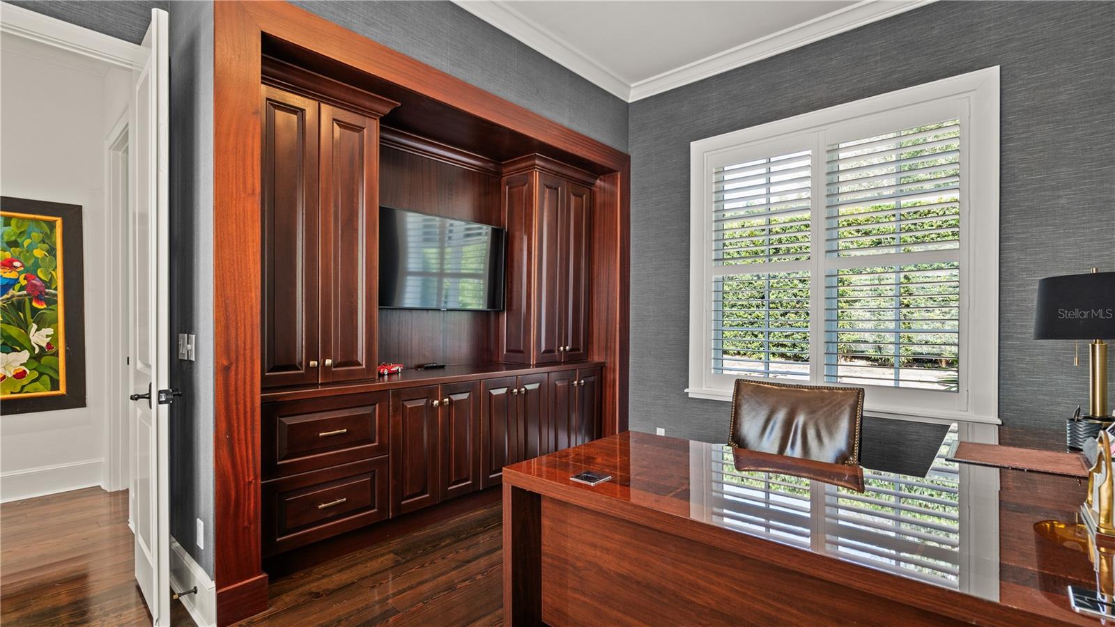Office (furniture negotiable)