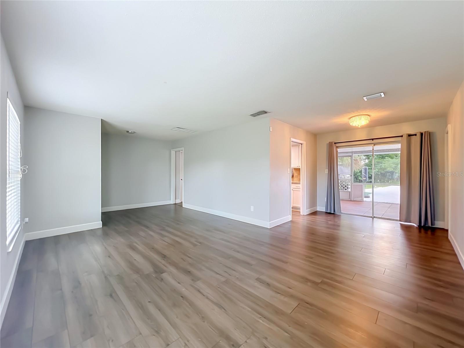 408 MAID OF THE MIST DRIVE, Fern Park, FL 32730