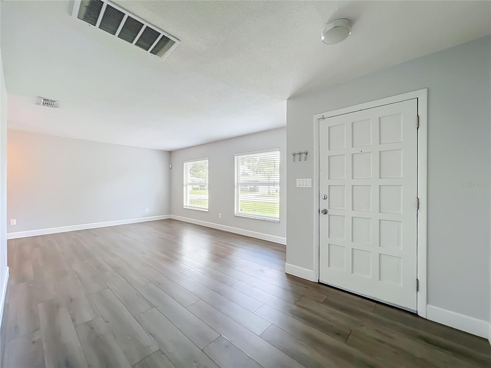 408 MAID OF THE MIST DRIVE, Fern Park, FL 32730