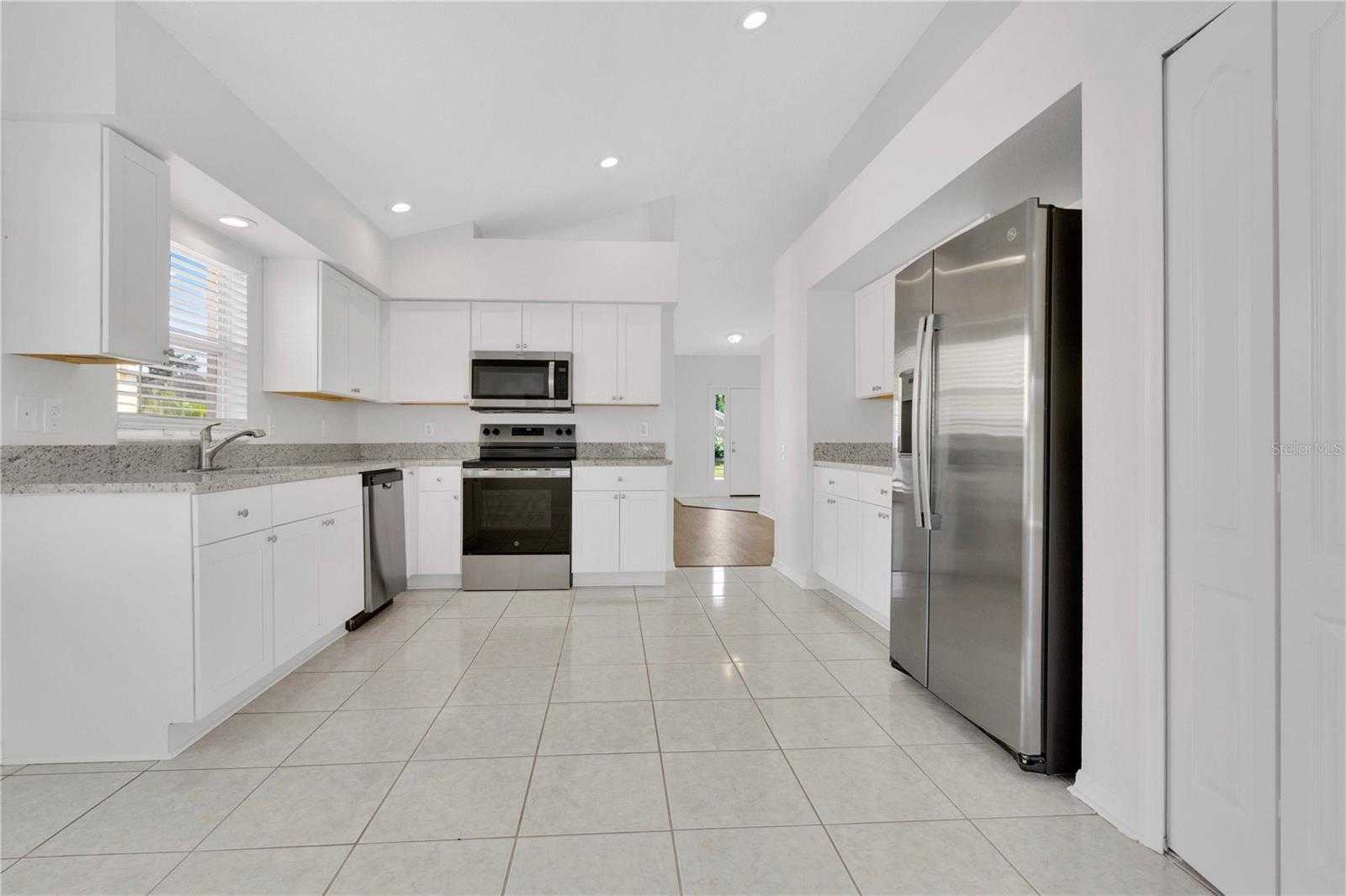 12517 MIDPOINTE DRIVE, Riverview, FL 33578