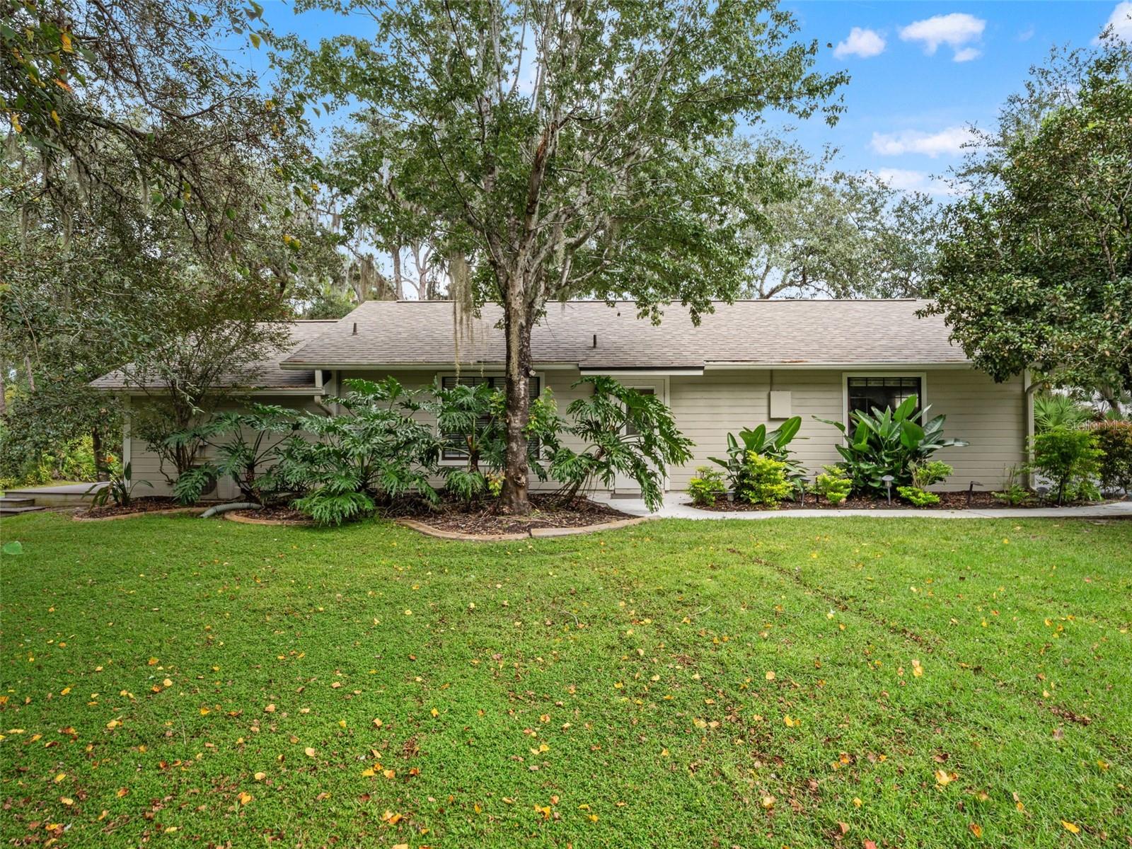 298 LAKE MARKHAM ROAD, Sanford, FL 32771 298 LAKE MARKHAM ROAD, Sanford, FL 32771