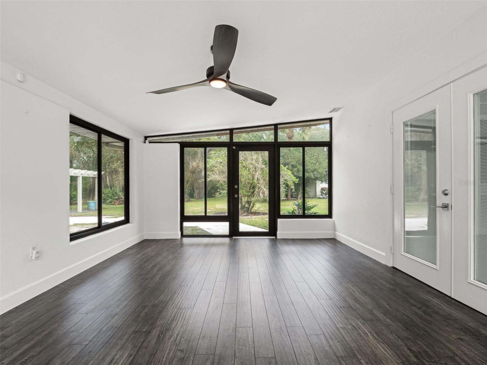 298 LAKE MARKHAM ROAD, Sanford, FL 32771