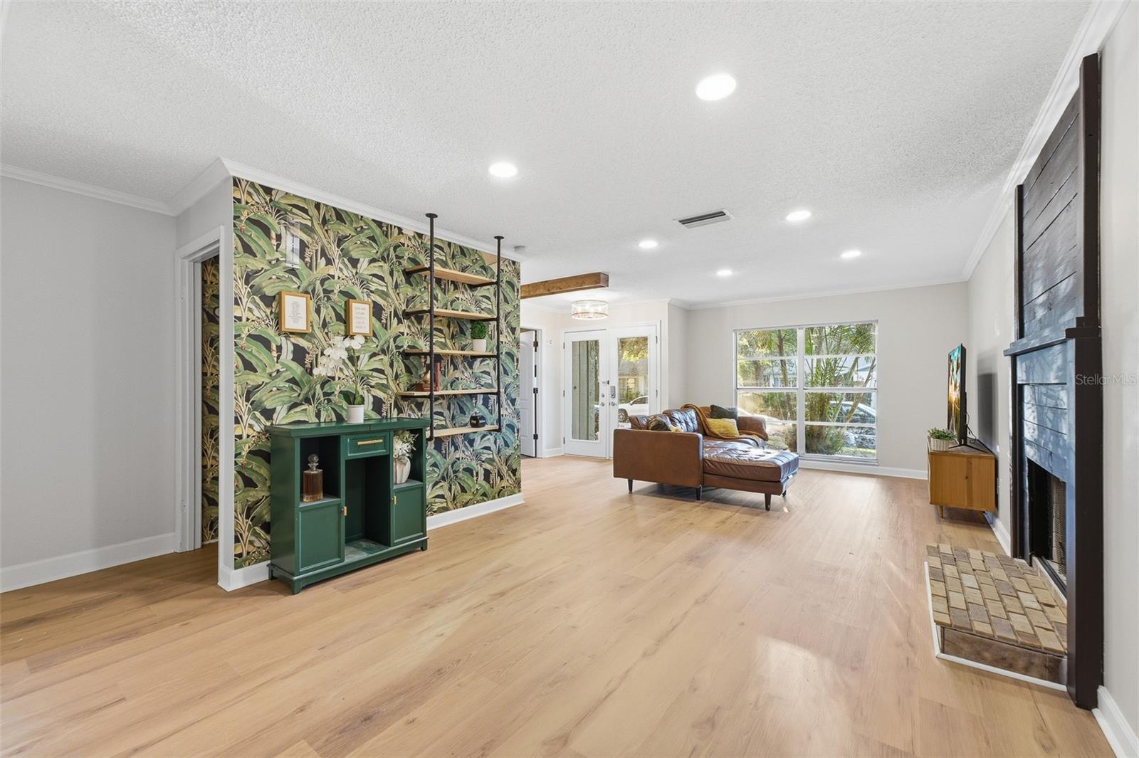 9627 HIDDEN OAKS CIRCLE, Tampa, FL 33612