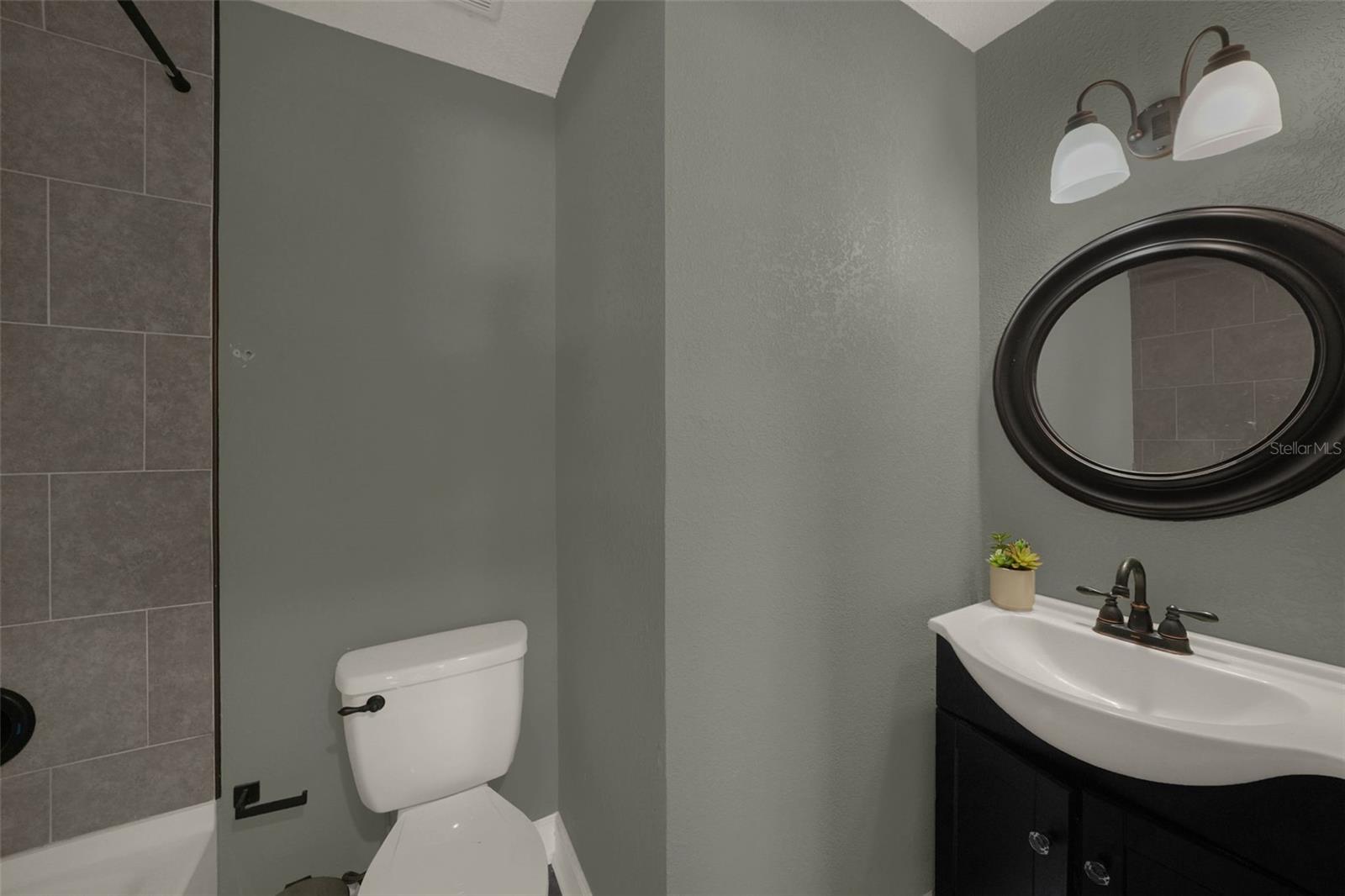 9627 HIDDEN OAKS CIRCLE, Tampa, FL 33612