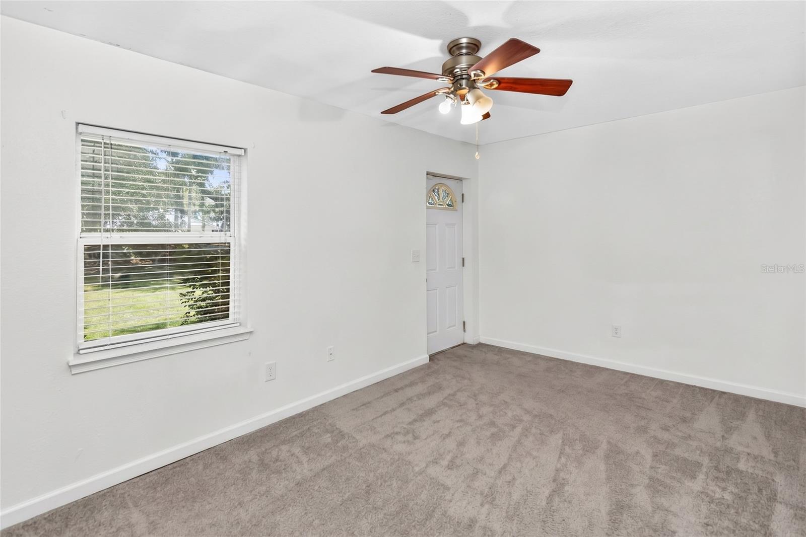 5620 SANDALWOOD DRIVE, Orlando, FL 32839 5620 SANDALWOOD DRIVE, Orlando, FL 32839