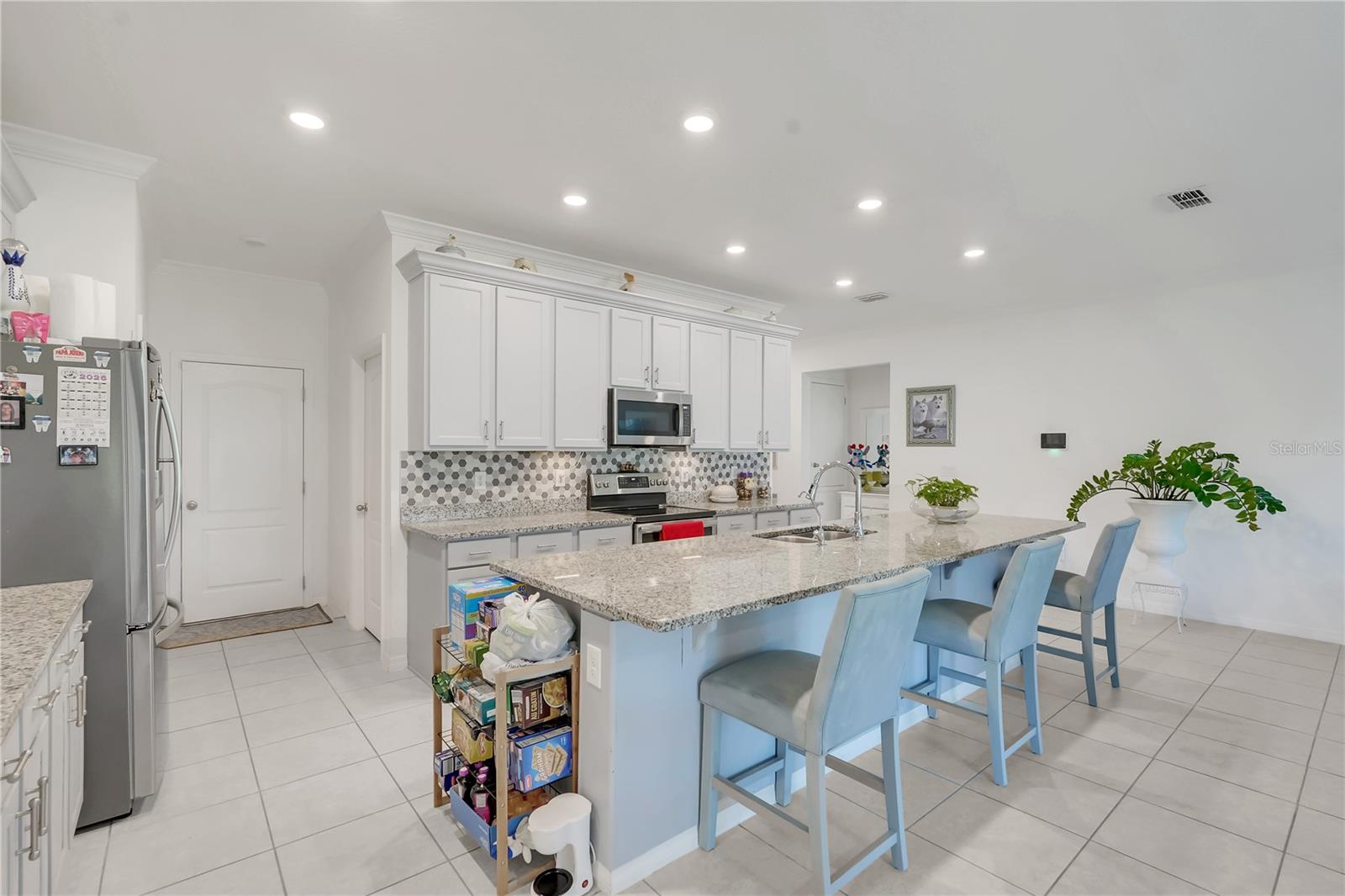 1200 RALPH POE DRIVE, Apopka, FL 32703