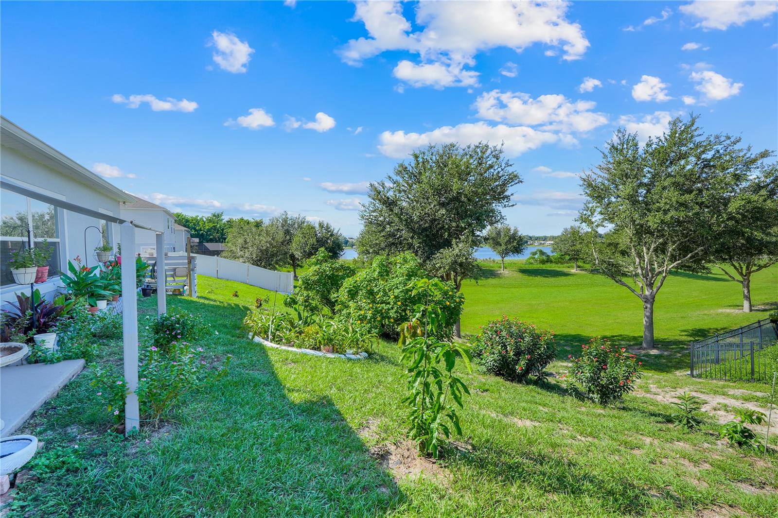 1200 RALPH POE DRIVE, Apopka, FL 32703