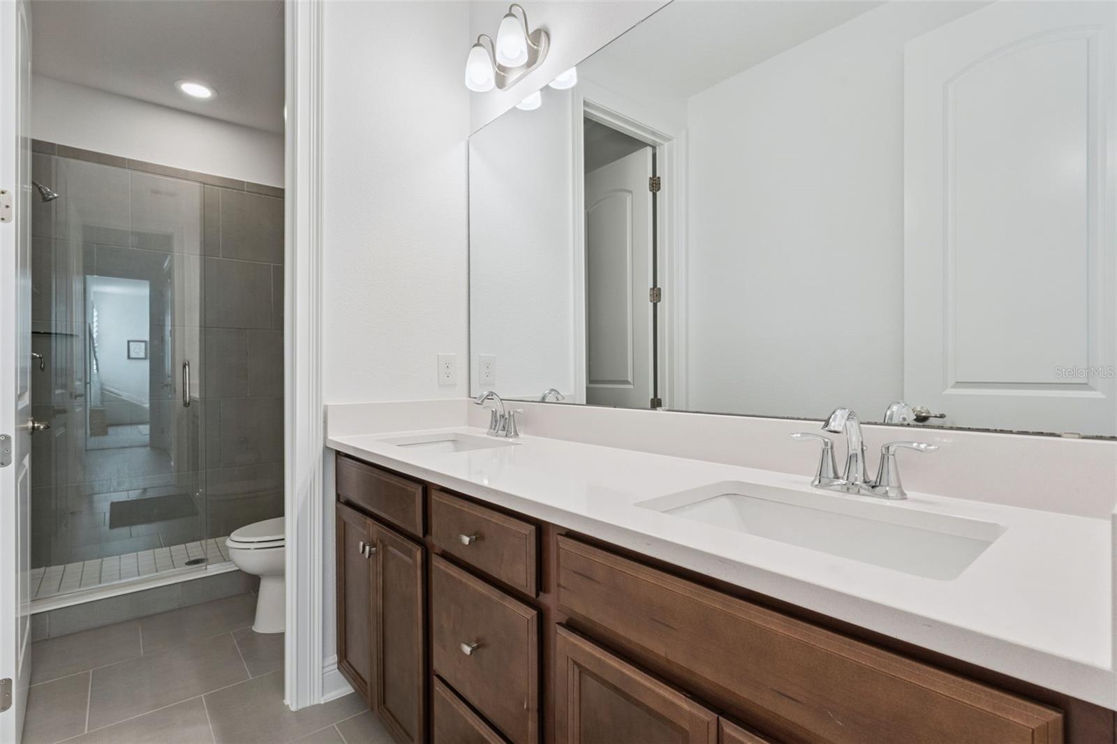 16773 BROADWATER AVENUE, Winter Garden, FL 34787