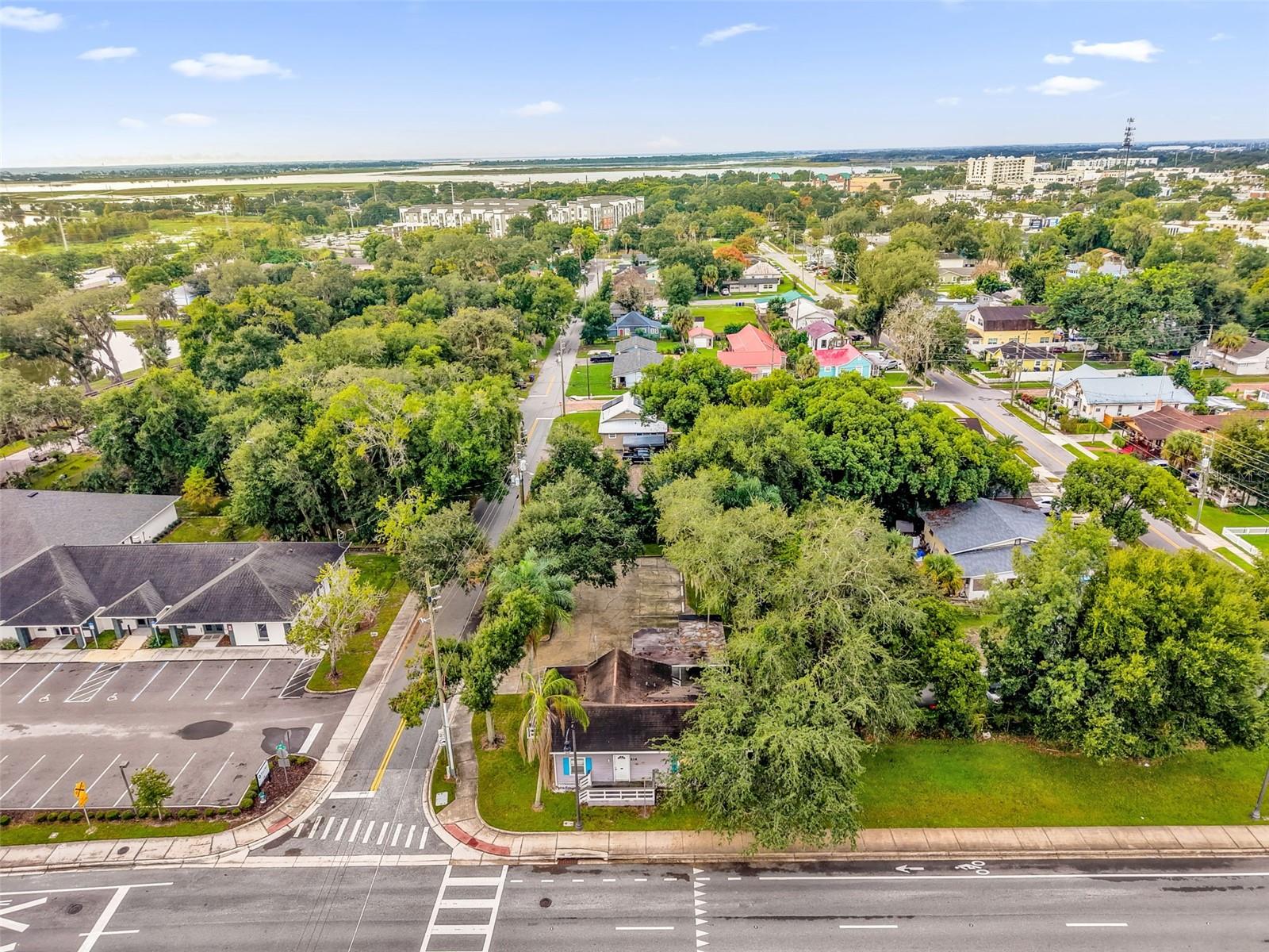 214 E OAK STREET, Kissimmee, FL 34744