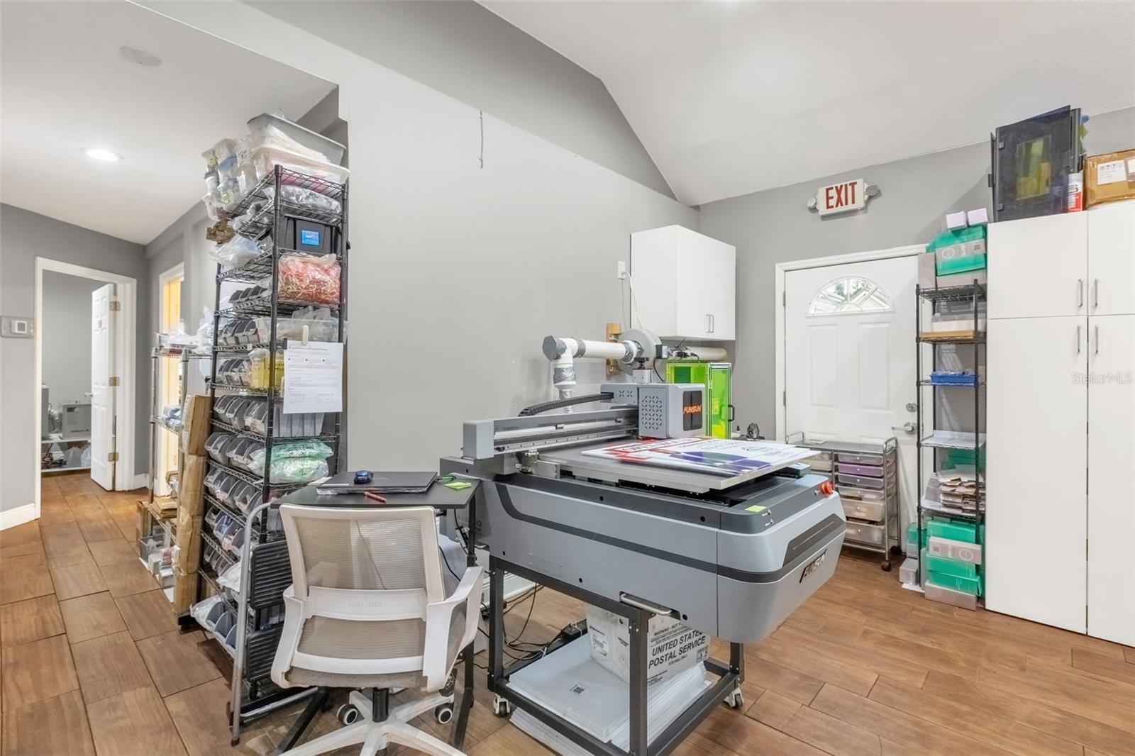 214 E OAK STREET, Kissimmee, FL 34744