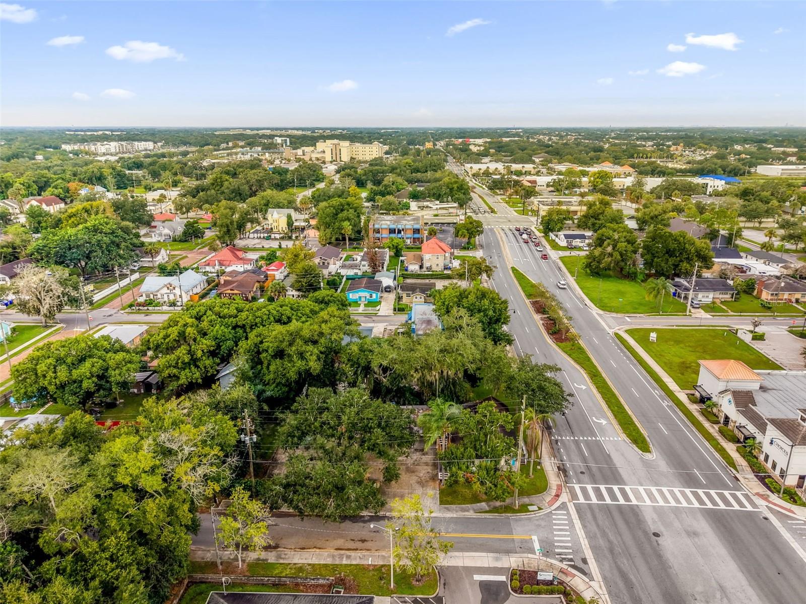 214 E OAK STREET, Kissimmee, FL 34744