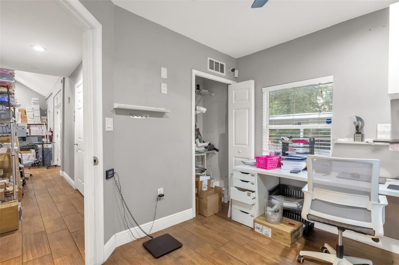214 E OAK STREET, Kissimmee, FL 34744