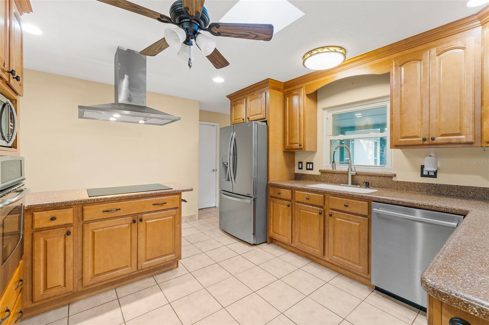 Bright Kitchen