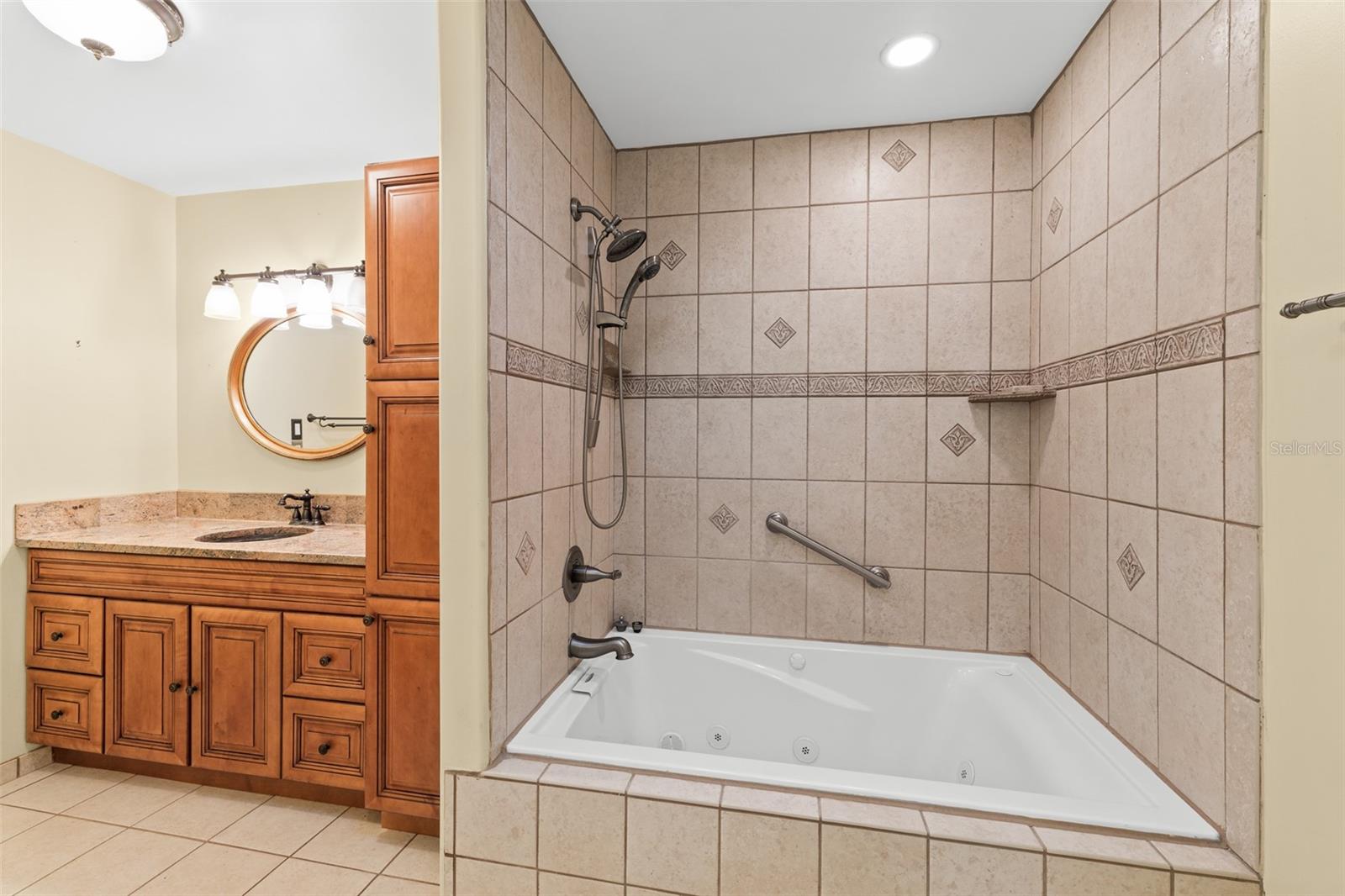 Primary En Suite