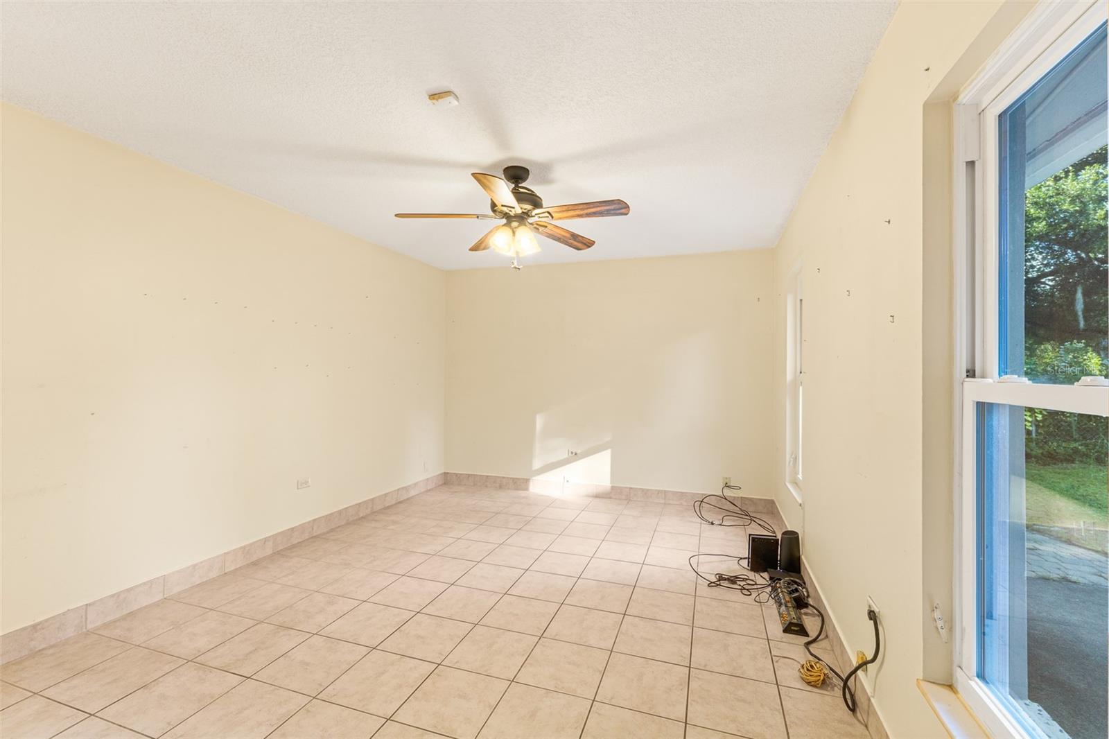 Bonus/Flex Room, Bedroom 4