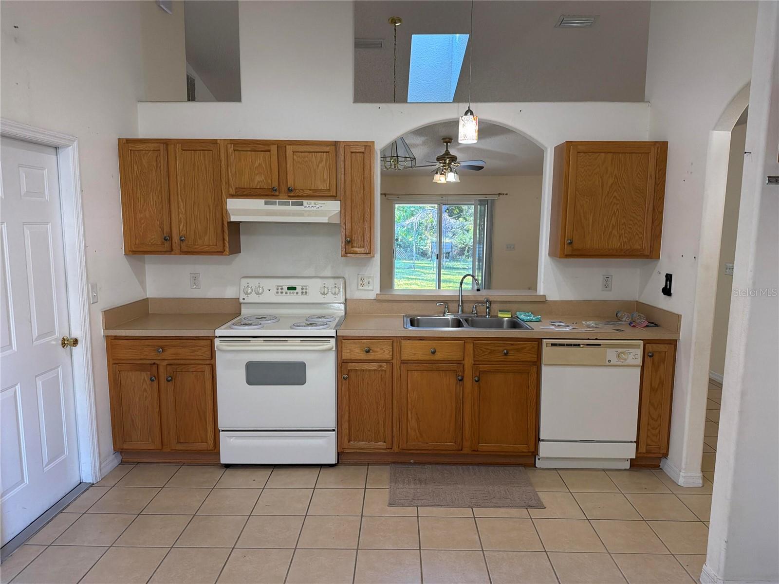 25 RYMSHAW DRIVE, Palm Coast, FL 32164 25 RYMSHAW DRIVE, Palm Coast, FL 32164