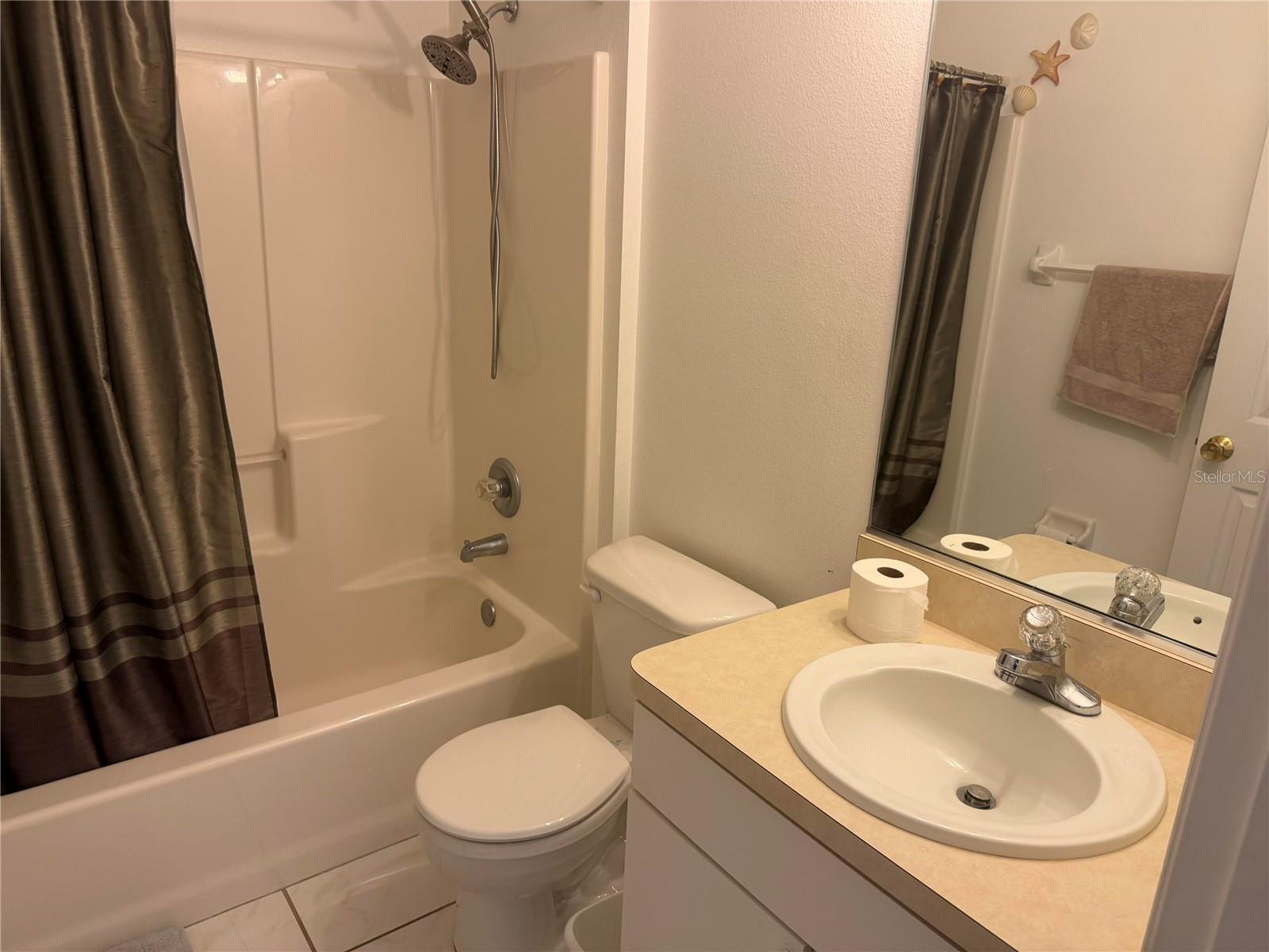 25 RYMSHAW DRIVE, Palm Coast, FL 32164 25 RYMSHAW DRIVE, Palm Coast, FL 32164