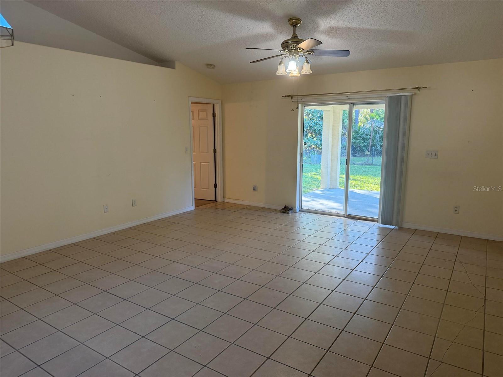 25 RYMSHAW DRIVE, Palm Coast, FL 32164