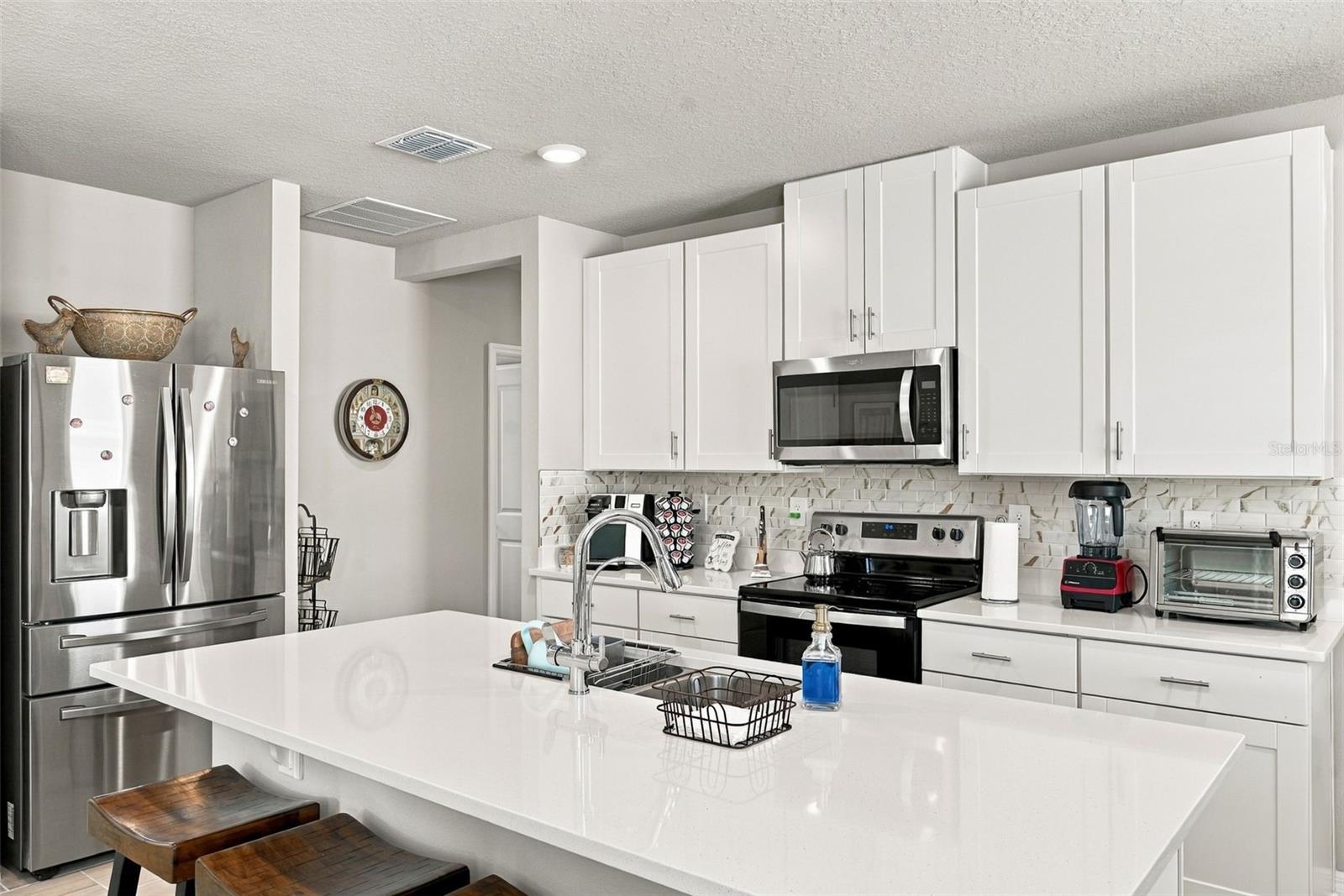 3708 RADIANT MOUNTAIN DRIVE, Plant City, FL 33565