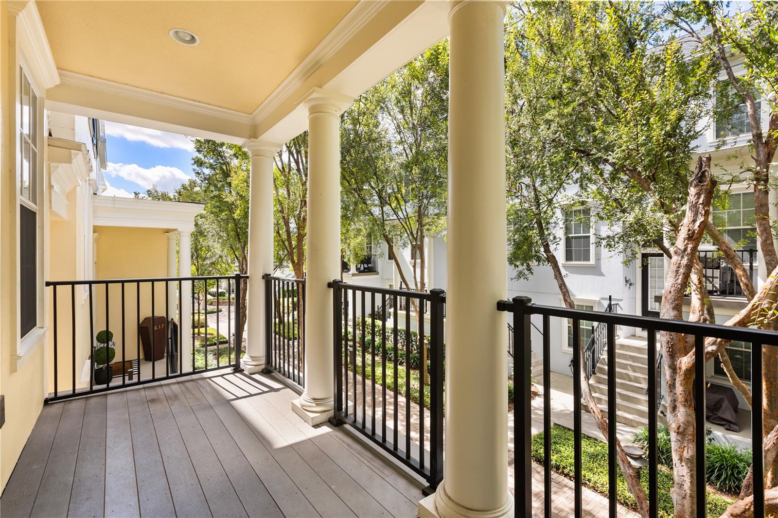 2nd floor balcony