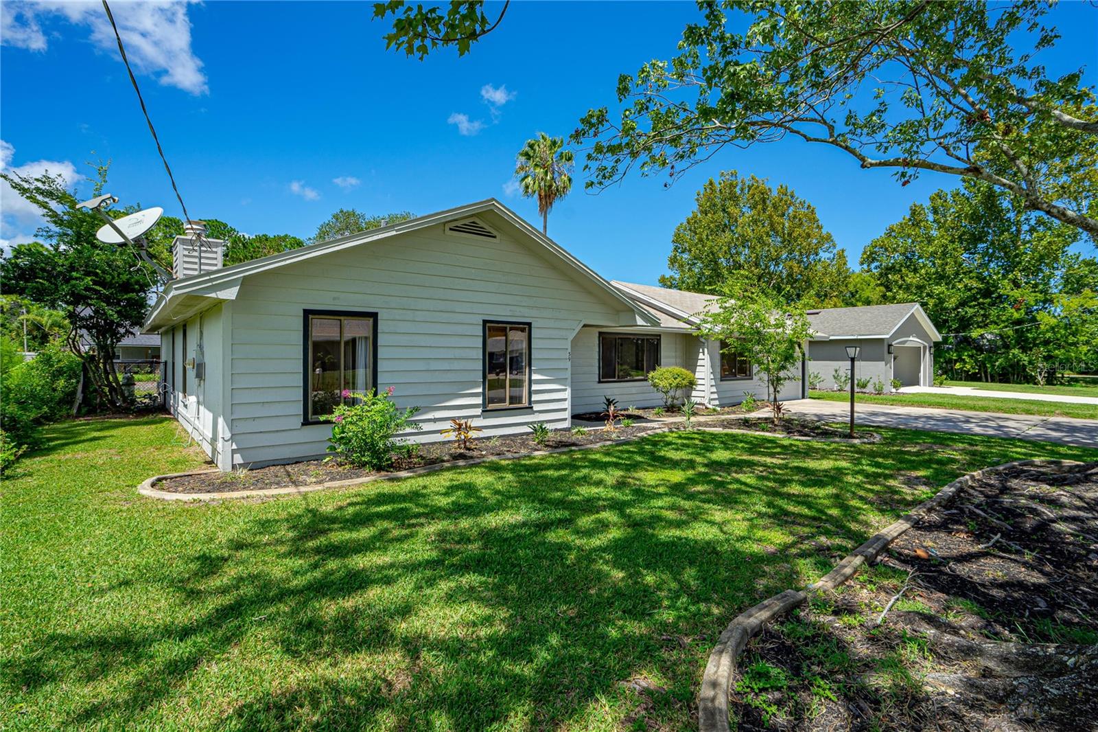 39 FLEETWOOD DRIVE, Palm Coast, FL 32137 39 FLEETWOOD DRIVE, Palm Coast, FL 32137