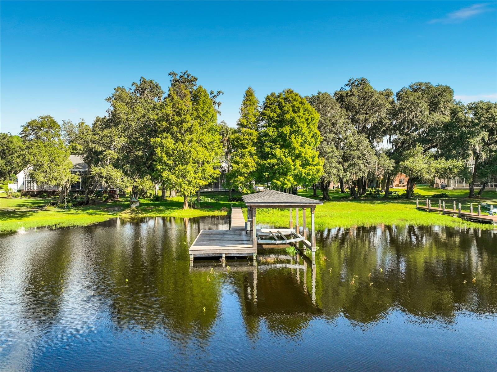 1128 OAKPOINT CIRCLE, Apopka, FL 32712