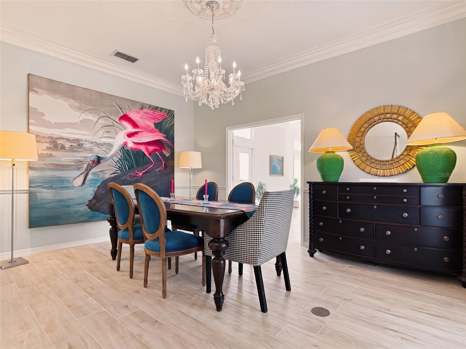Formal Dining or Parlor