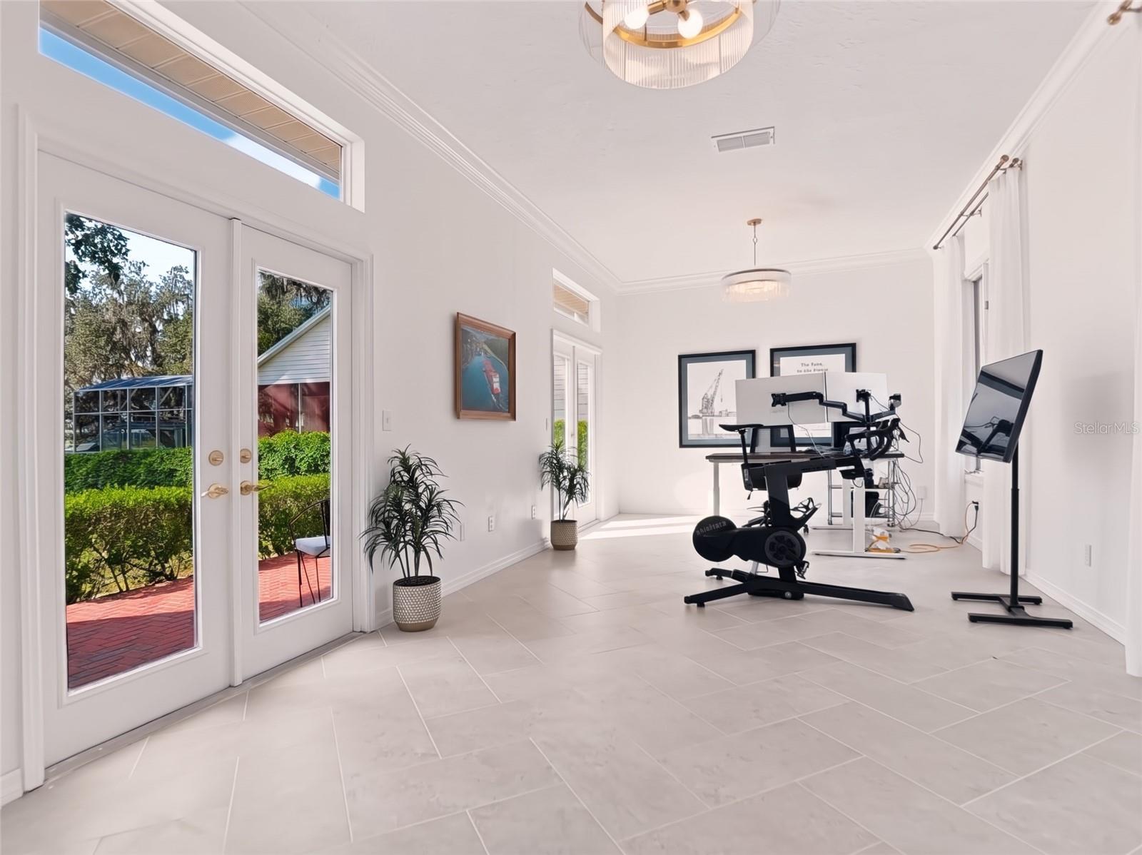 Light-filled Sunroom