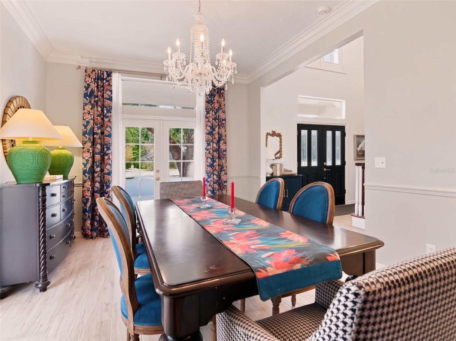 Formal Dining or Parlor