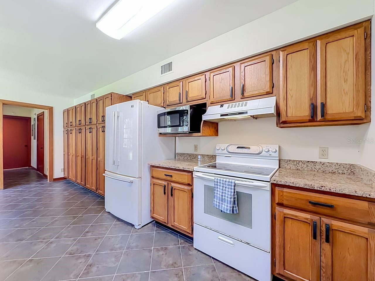 217 S SHIRLEY AVENUE, Sanford, FL 32771