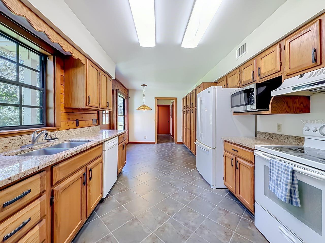 217 S SHIRLEY AVENUE, Sanford, FL 32771