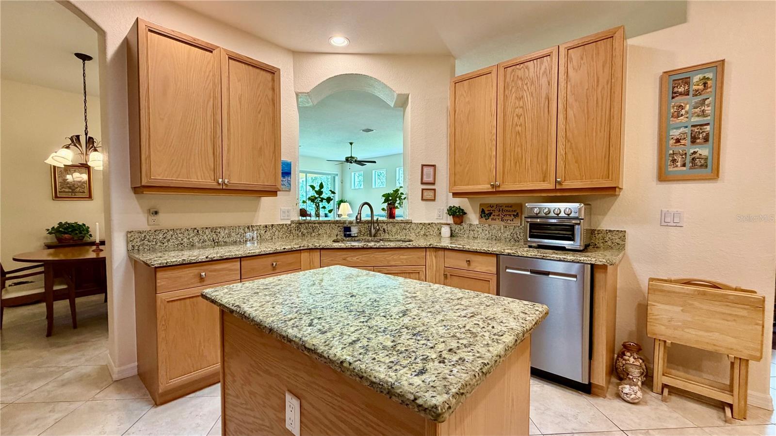 433 N TANGERINE SW, Vero Beach, FL 32968