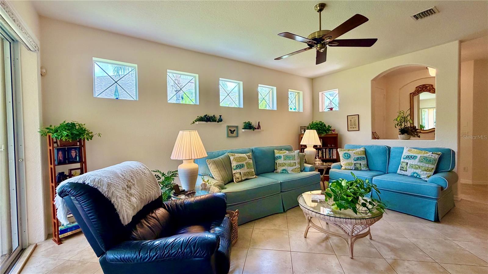 433 N TANGERINE SW, Vero Beach, FL 32968