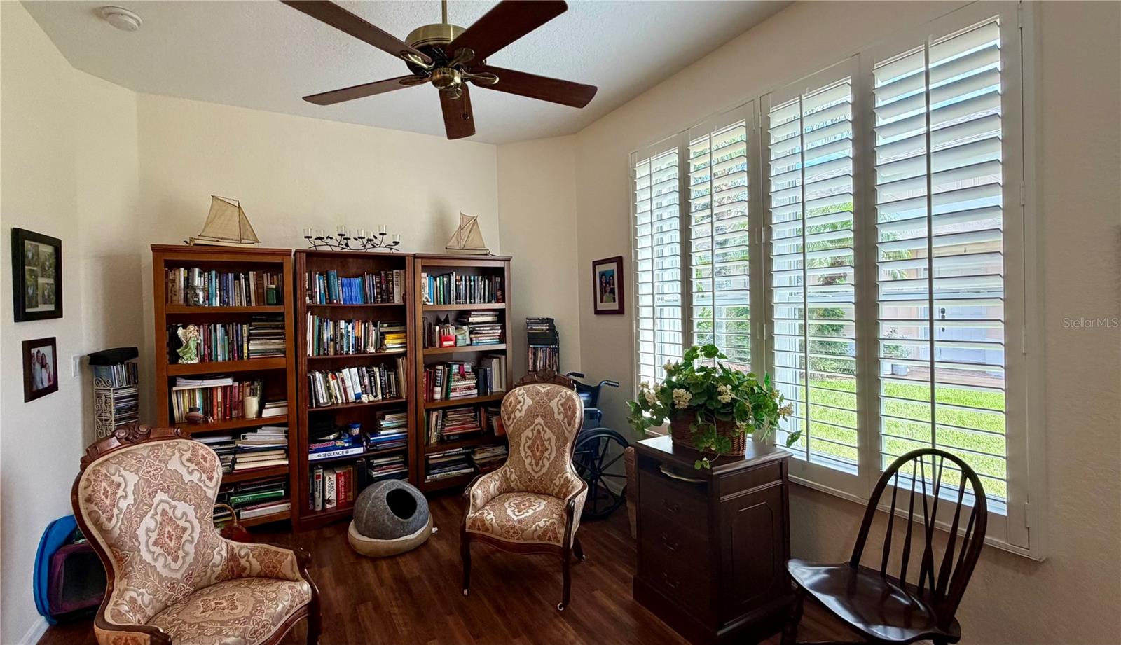 433 N TANGERINE SW, Vero Beach, FL 32968