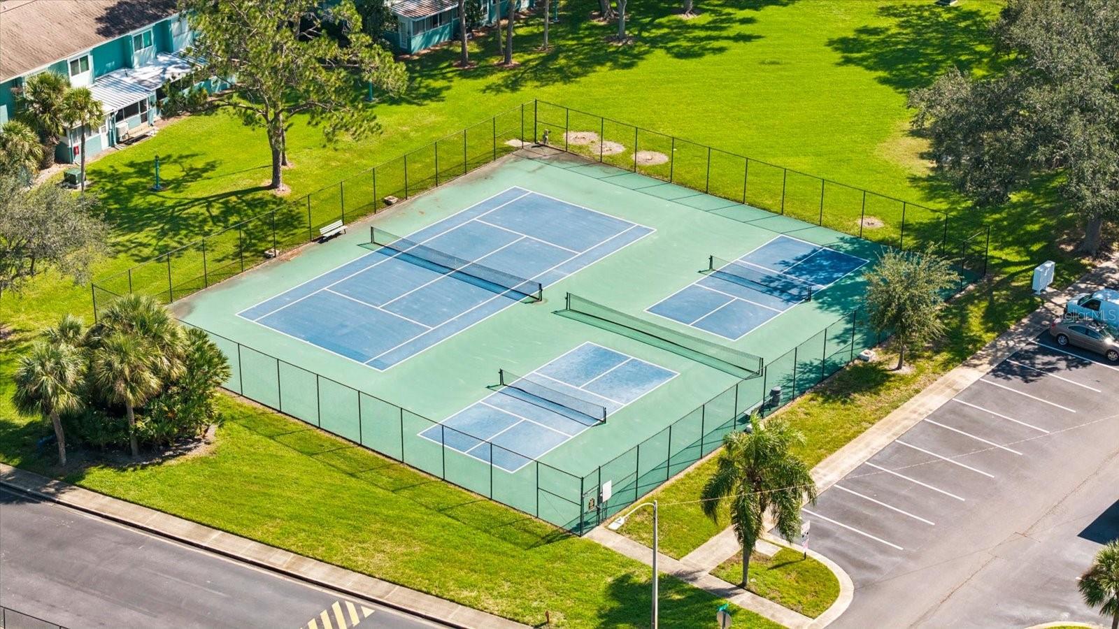 172 115TH AVENUE N, #172, St Petersburg, FL 33716