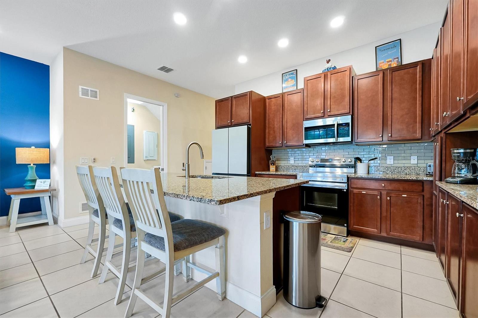 142 CAPTIVA DRIVE, Davenport, FL 33896