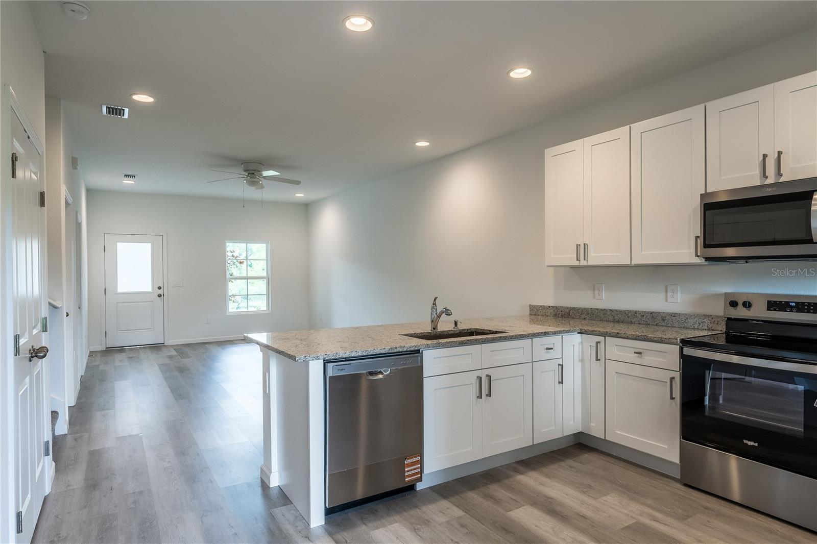 110 E 18TH STREET, Apopka, FL 32703